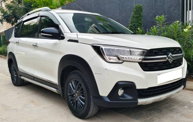 https://images10.gaadi.com/usedcar_image/4588638/original/processed_32b1400d-74e9-49b1-be1f-ffcf36dcc6a3.jpg?imwidth=6400