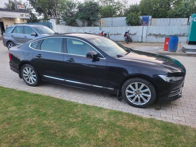 https://images10.gaadi.com/usedcar_image/4588644/original/processed_996acb972a19c4b3803a2b3f1564a44d.jpg?imwidth=6400