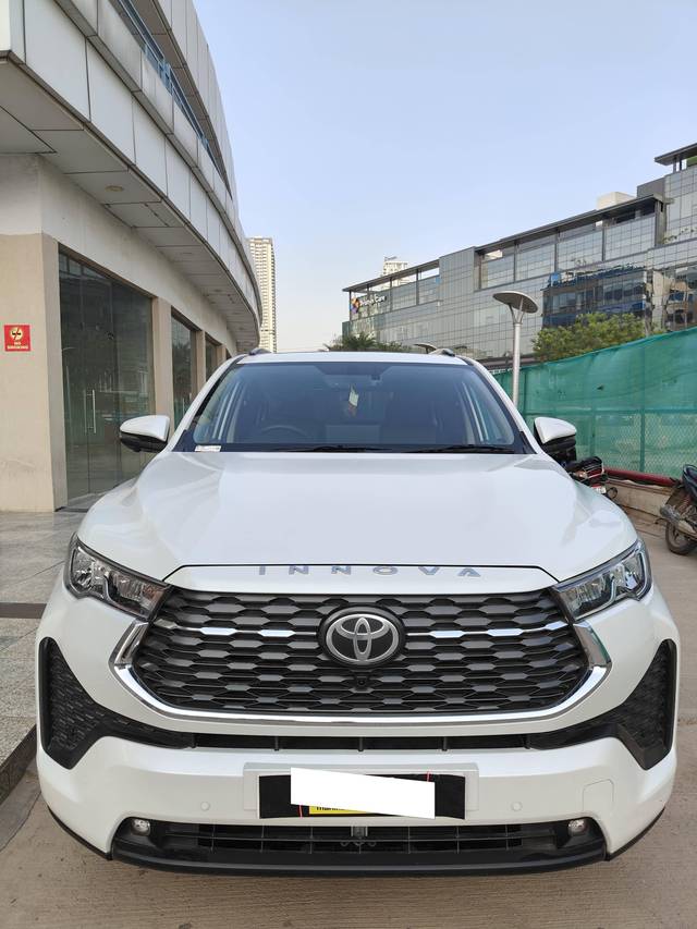 https://images10.gaadi.com/usedcar_image/4588653/original/processed_6074f39b63fc8115a13eabc25f29aeef.jpeg?imwidth=6400