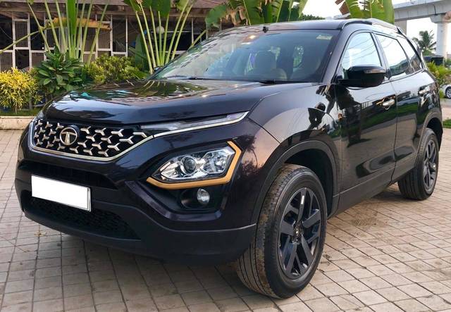 https://images10.gaadi.com/usedcar_image/4588675/original/processed_84e314cb-7be0-4f82-a396-2e068be37cb7.jpg?imwidth=6402