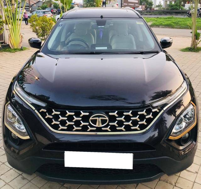 https://images10.gaadi.com/usedcar_image/4588675/original/processed_dc909806-6e98-4409-9bdf-662165d74063.jpg?imwidth=6400