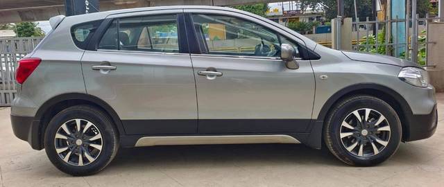 https://images10.gaadi.com/usedcar_image/4588676/original/processed_05355166ca05d310b8de4dbc48c08258.jpeg?imwidth=6401