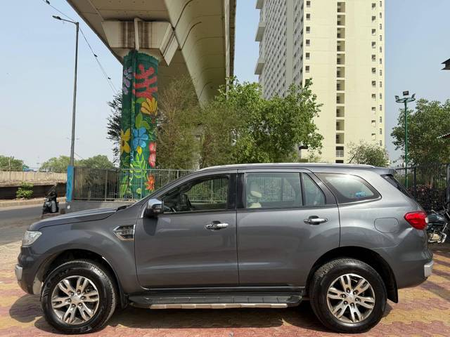 https://images10.gaadi.com/usedcar_image/4588677/original/processed_7d9748fd04737e39be68def0388d4574.jpg?imwidth=6402