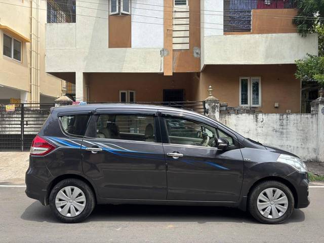 https://images10.gaadi.com/usedcar_image/4588678/original/processed_12488e855da3762c4a62ddb516532ea4.jpg?imwidth=6401