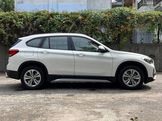 https://images10.gaadi.com/usedcar_image/4588684/original/574572830d60467f846492afdf1123cf.jpg?imwidth=6401