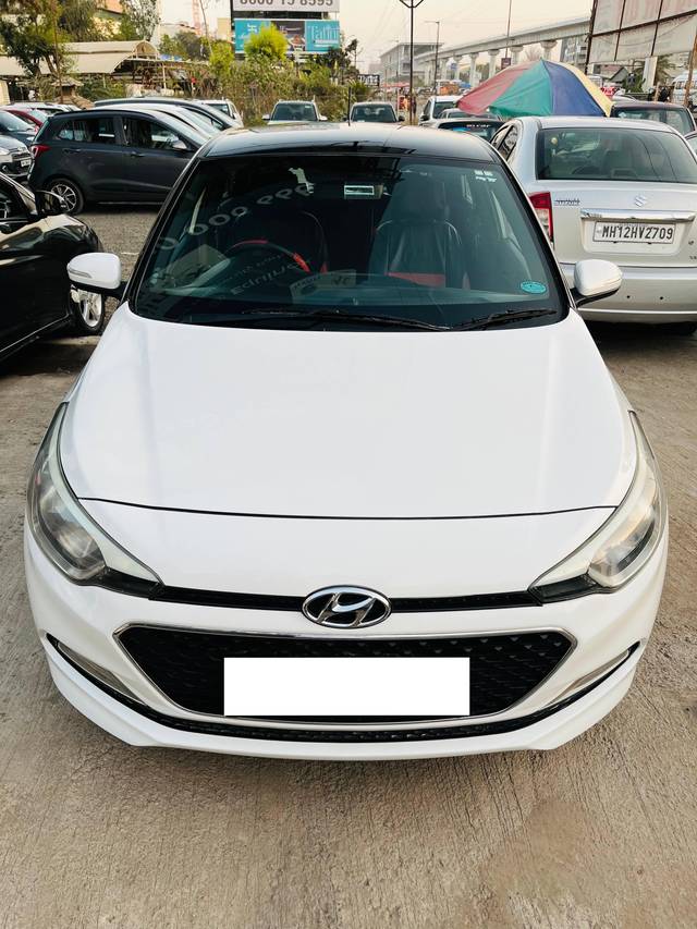 https://images10.gaadi.com/usedcar_image/4588685/original/processed_a58c5ea7-7336-4e59-84f3-2c75a3355f56.jpg?imwidth=6400
