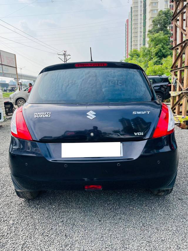 https://images10.gaadi.com/usedcar_image/4588689/original/processed_1148bf8d-fdad-42b7-a20a-fdfeda7fe720.jpg?imwidth=6401