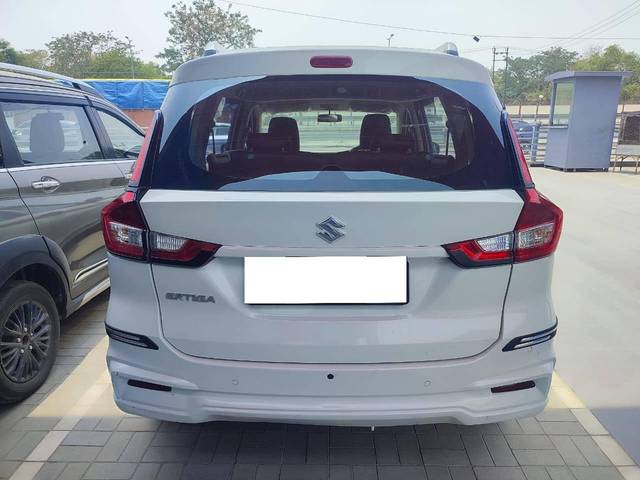 https://images10.gaadi.com/usedcar_image/4588690/original/processed_3006e769963ffdf692f06d8af8972d22.jpeg?imwidth=6402
