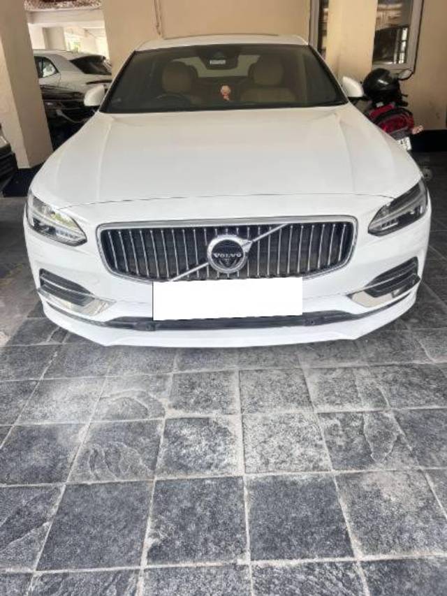 https://images10.gaadi.com/usedcar_image/4588692/original/processed_206276d2-66c3-4a5d-8eb2-01be4a16f264.jpg?imwidth=6400