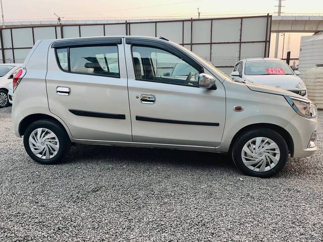 https://images10.gaadi.com/usedcar_image/4588694/original/processed_e2d16ef9-3666-4f20-ae12-3822bc6c33f5.jpg?imwidth=6401