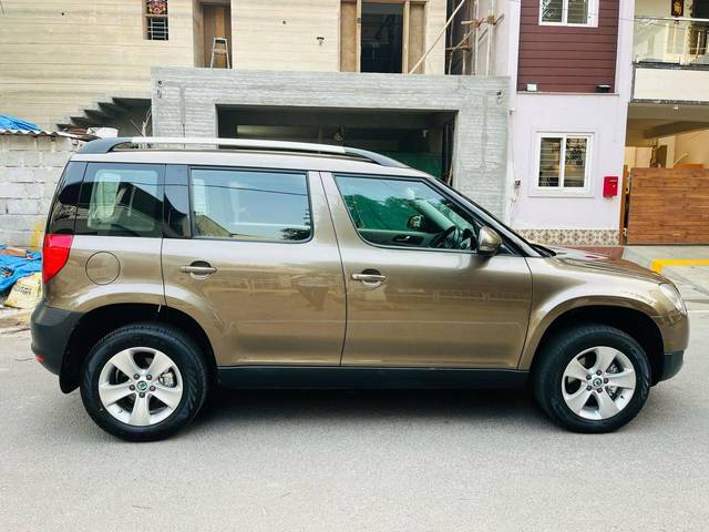 https://images10.gaadi.com/usedcar_image/4588703/original/processed_8d2274861682dd2c496094b1932fa08c.jpg?imwidth=6401
