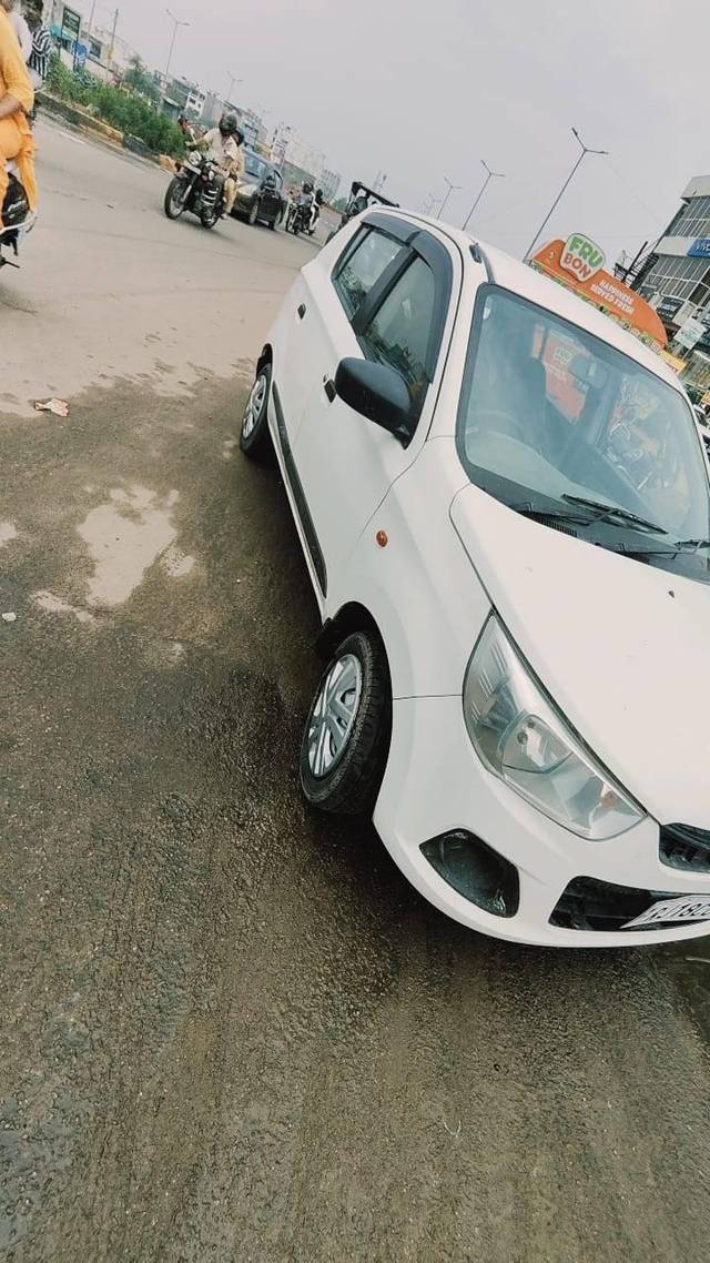 https://images10.gaadi.com/usedcar_image/4588764/original/processed_434da6df9cc6808fab194f20126fb594.jpg?imwidth=6400