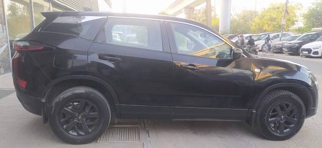 https://images10.gaadi.com/usedcar_image/4588775/original/156d7a5c1efd46db17d97865f5f7a7f2.jpg?imwidth=6401