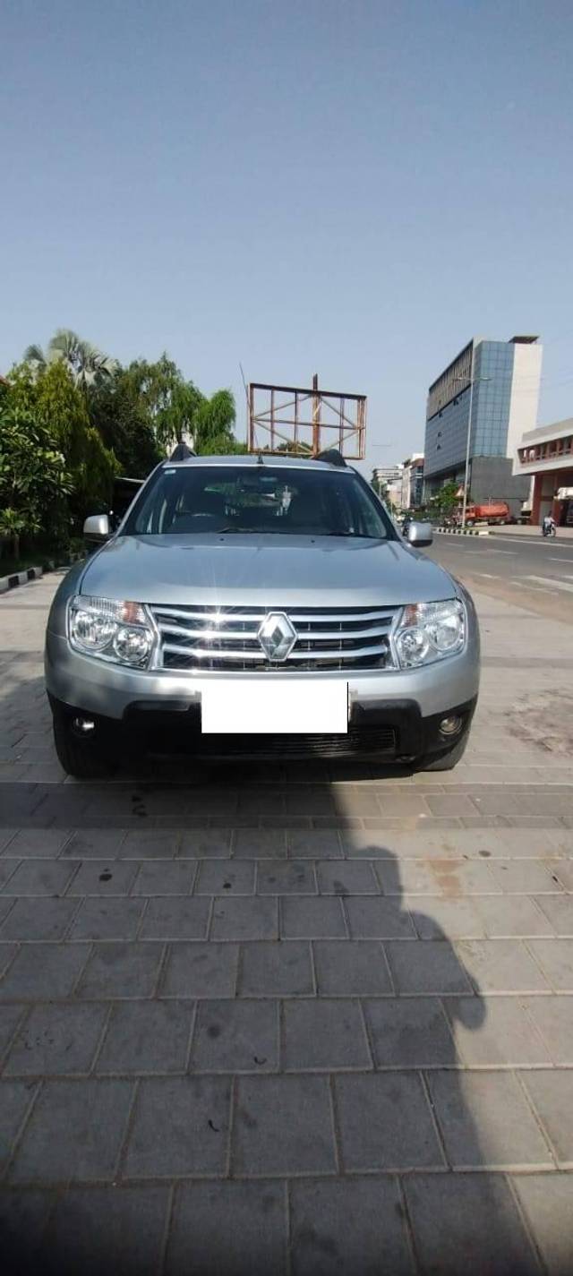 https://images10.gaadi.com/usedcar_image/4588795/original/processed_cd6dfc07aa99617717f0f85a86393f2b.jpg?imwidth=6400