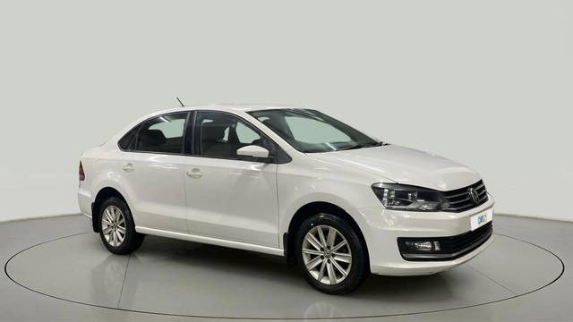 https://images10.gaadi.com/usedcar_image/4588796/original/174466a49fee880439a756b10c2bc775.jpg?imwidth=6400