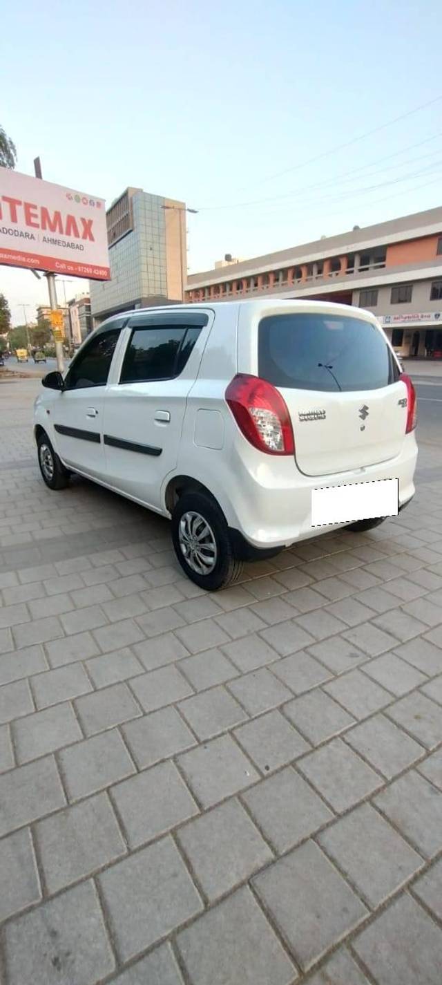 https://images10.gaadi.com/usedcar_image/4588797/original/processed_c78e3699e6853e7b81fc6fb02eca1155.jpg?imwidth=6402