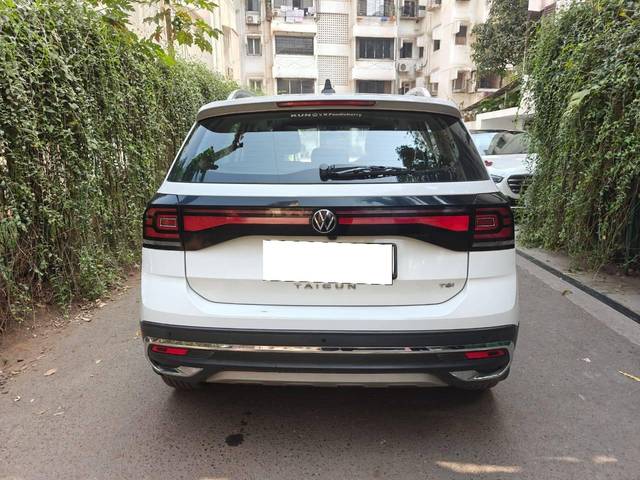 https://images10.gaadi.com/usedcar_image/4588798/original/processed_dbceaef2bb37f04e1887092e3cb23f26.jpeg?imwidth=6402