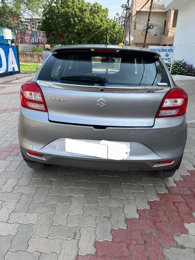 https://images10.gaadi.com/usedcar_image/4588800/original/processed_0bf2e6402e7a7196eb5586fb65d156f7.jpeg?imwidth=6401