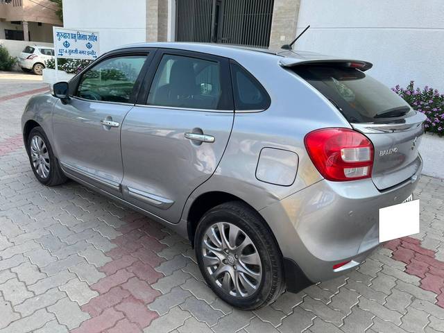 https://images10.gaadi.com/usedcar_image/4588800/original/processed_99edf86206e4339b7e1193eefe7336a6.jpeg?imwidth=6402