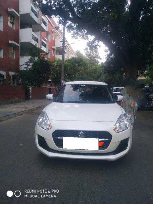 https://images10.gaadi.com/usedcar_image/4588803/original/processed_1ae298de-83cf-4bb1-b948-91955fcfb7a9.jpg?imwidth=6401