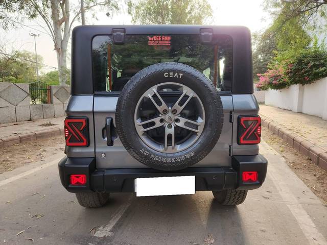 https://images10.gaadi.com/usedcar_image/4588827/original/processed_57f72d0614f43892aec191caf1d6b866.jpg?imwidth=6402
