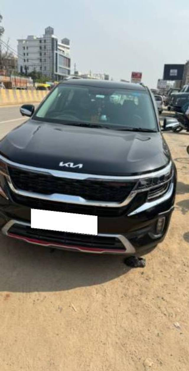 https://images10.gaadi.com/usedcar_image/4588880/original/processed_d1ec6784-5bbb-4298-a2ba-753620bfe96d.jpg?imwidth=6402