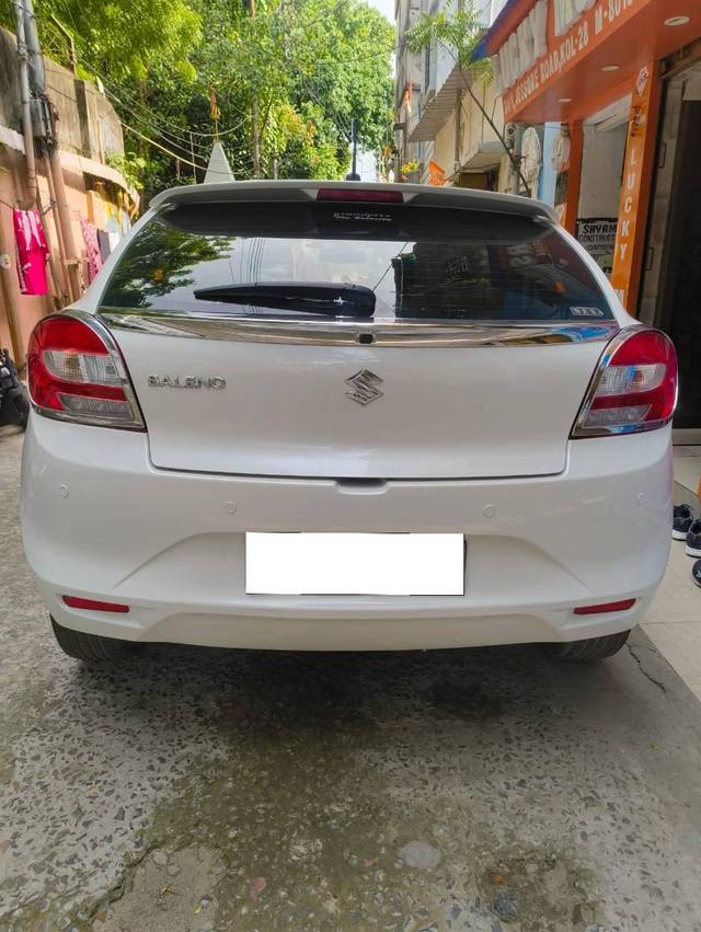https://images10.gaadi.com/usedcar_image/4588882/original/processed_069cd835998560831cfe138d0b0201d4.jpg?imwidth=6401