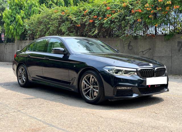 https://images10.gaadi.com/usedcar_image/4588899/original/processed_06809d43a9058845f03702fb20bbc0dd.jpg?imwidth=6400