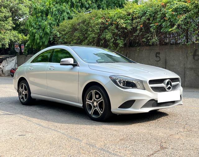 https://images10.gaadi.com/usedcar_image/4588924/original/processed_ca8709082020df6836214cb4f9d70838.jpg?imwidth=6400