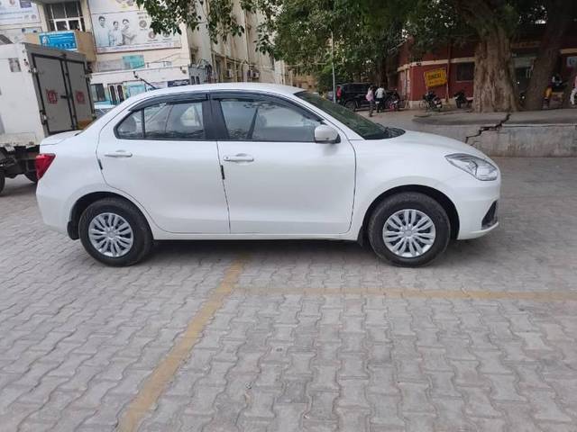 https://images10.gaadi.com/usedcar_image/4588927/original/processed_d88f44b3-b046-47bc-9e7c-5b52441a7855.jpg?imwidth=6401