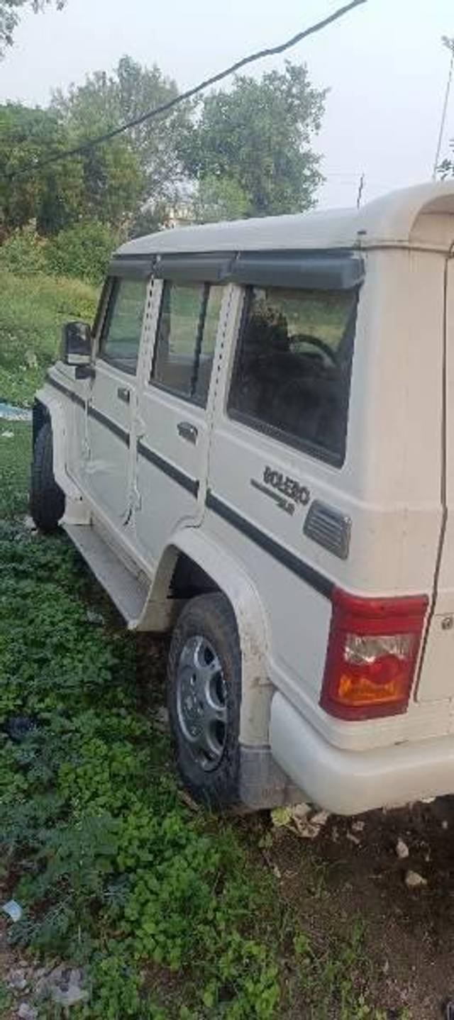 https://images10.gaadi.com/usedcar_image/4588935/original/processed_93cf59bd-f552-4379-a6f3-59db9f9232a0.jpg?imwidth=6400