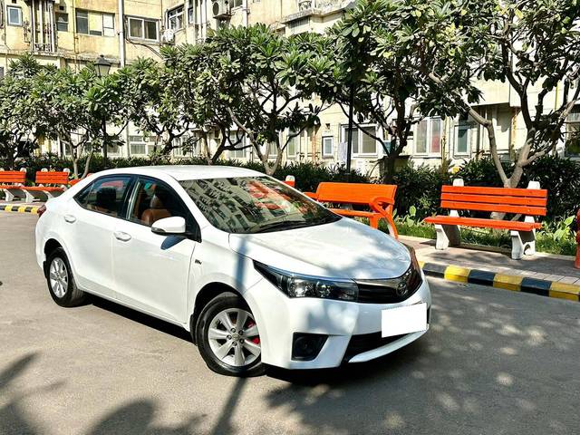 https://images10.gaadi.com/usedcar_image/4588939/original/processed_2ea7de81ddf312f197780052a754aaa5.jpg?imwidth=6400