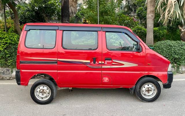 https://images10.gaadi.com/usedcar_image/4588941/original/5760a28965fa6b71ab67c4e42d745b76.jpg?imwidth=6401