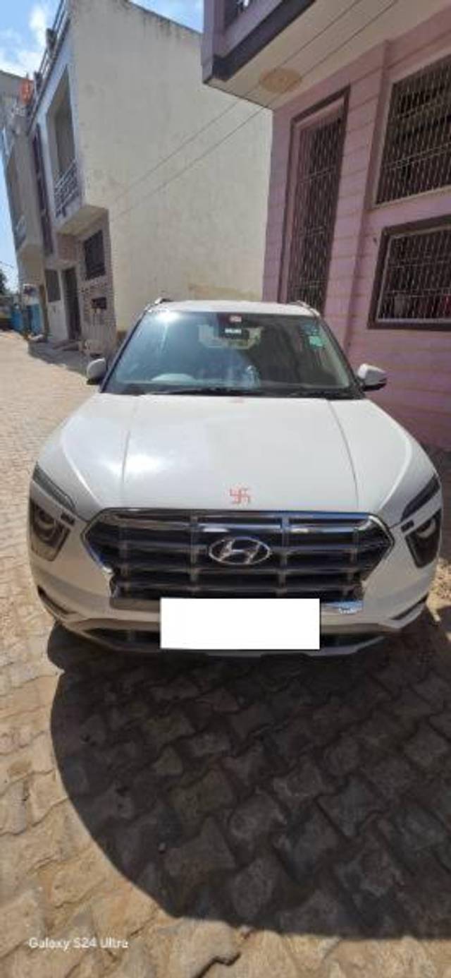 https://images10.gaadi.com/usedcar_image/4588943/original/processed_3e805193-6eee-4465-ba2f-a33fdcefa55d.jpg?imwidth=6400