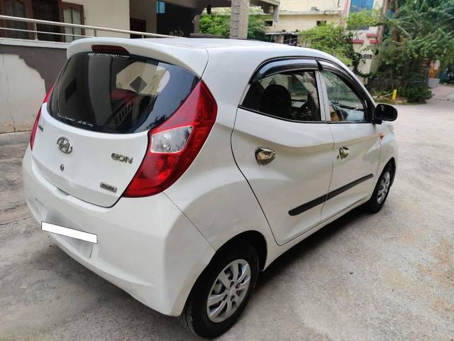 https://images10.gaadi.com/usedcar_image/4589013/original/processed_cc6834df637c4fea4eec195bc4b3f44f.jpg?imwidth=6402