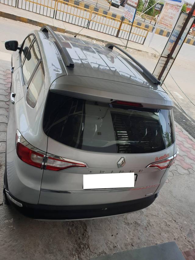 https://images10.gaadi.com/usedcar_image/4589021/original/processed_b9a81a0d4f23e04a0bf2007fa7331e57.jpg?imwidth=6402