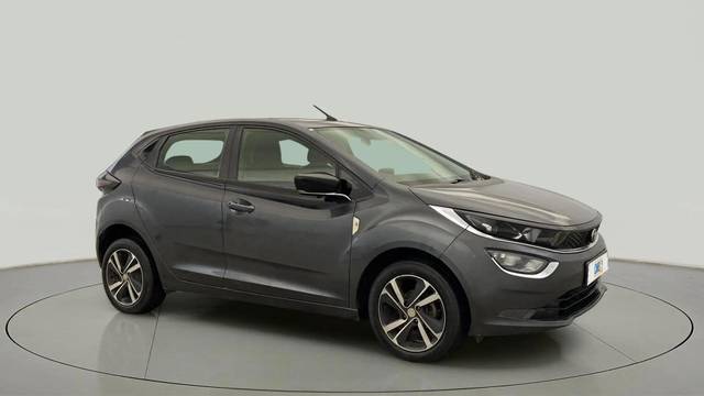 https://images10.gaadi.com/usedcar_image/4589029/original/dffcd4ded3db2d64de9360c5e077b99f.jpg?imwidth=6400