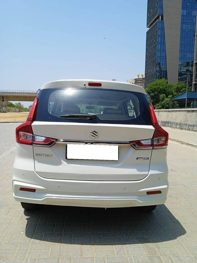 https://images10.gaadi.com/usedcar_image/4589063/original/processed_a3ff94e2f21c13c36ea2d94706af4dd3.jpg?imwidth=6401