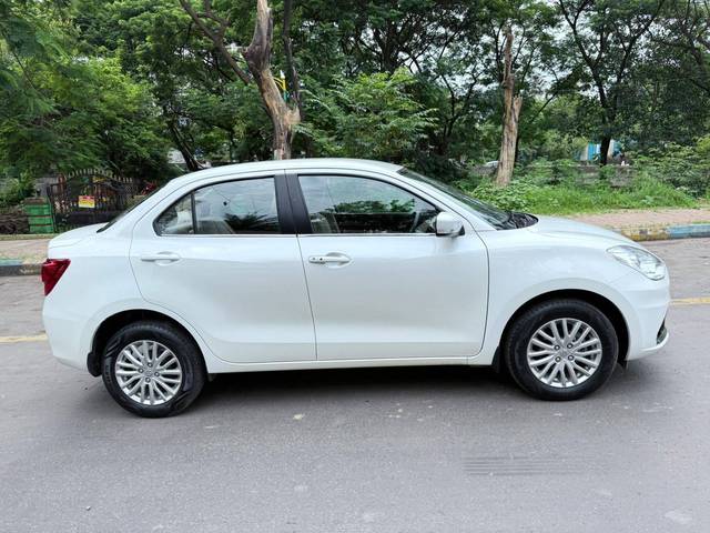 https://images10.gaadi.com/usedcar_image/4589075/original/processed_a2f1f0f594889aa70e2ea58b9bd12668.jpg?imwidth=6401