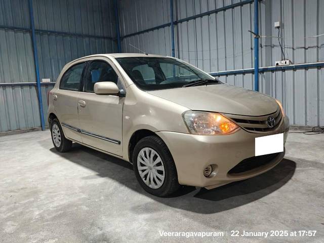 https://images10.gaadi.com/usedcar_image/4589077/original/processed_99977611fe1ba0f13bf52710768f90c1.jpg?imwidth=6400
