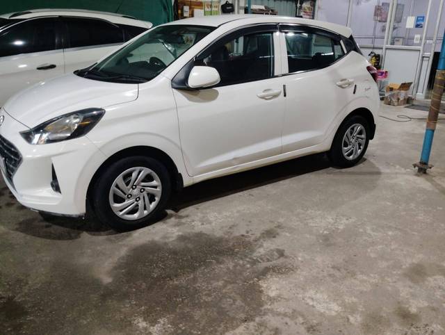 https://images10.gaadi.com/usedcar_image/4589085/original/processed_a3632d158e98eb0ec7b14a42674bee47.jpg?imwidth=6400