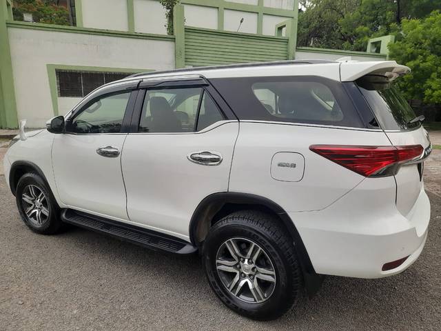 https://images10.gaadi.com/usedcar_image/4589091/original/040a42f16732b8fe4fe32701d4cac818.jpeg?imwidth=6402