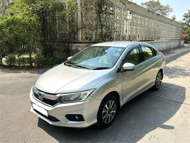 https://images10.gaadi.com/usedcar_image/4589099/original/60eaf9f170795157c676717a305a1e08.jpg?imwidth=6401