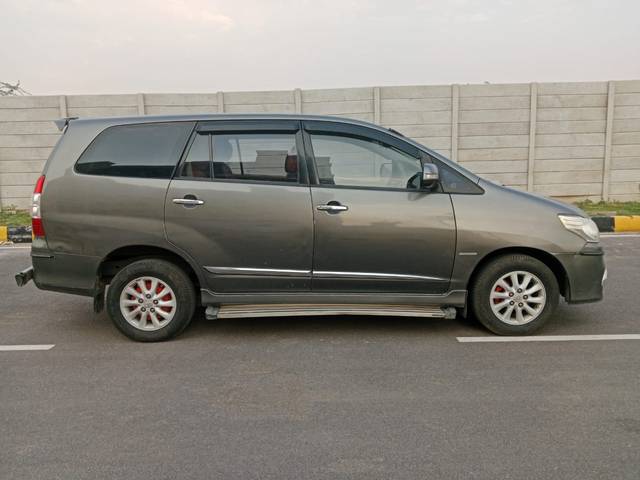 https://images10.gaadi.com/usedcar_image/4589102/original/943257a3ac1e5e2150c92fddcb9a8f69.jpg?imwidth=6401