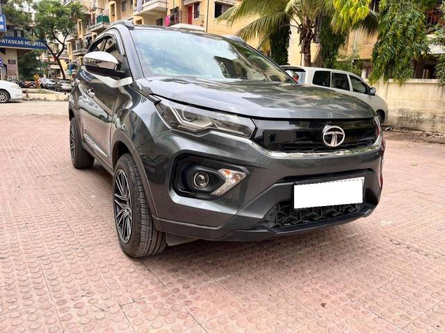 https://images10.gaadi.com/usedcar_image/4589145/original/processed_5008d59c-b285-4ba7-bff9-8b2c11f28d1a.jpg?imwidth=6400