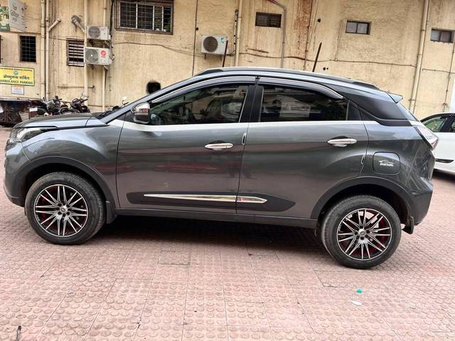 https://images10.gaadi.com/usedcar_image/4589145/original/processed_8ecf76e3-057d-4c69-807a-47da4aee3c23.jpg?imwidth=6401