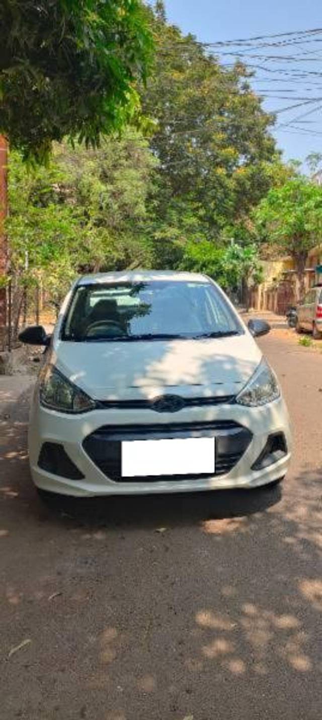 https://images10.gaadi.com/usedcar_image/4589164/original/processed_08920308-c1f6-4ba9-95b4-46d1c119cd09.jpg?imwidth=6401