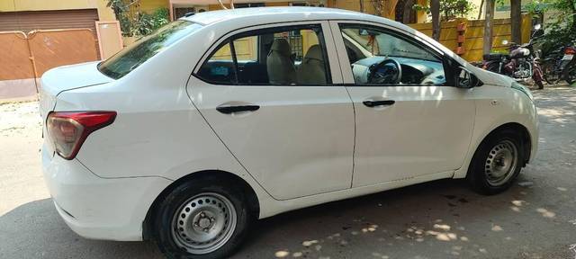 https://images10.gaadi.com/usedcar_image/4589164/original/processed_e098e70f-04b6-4efd-83c6-42673c785941.jpg?imwidth=6402