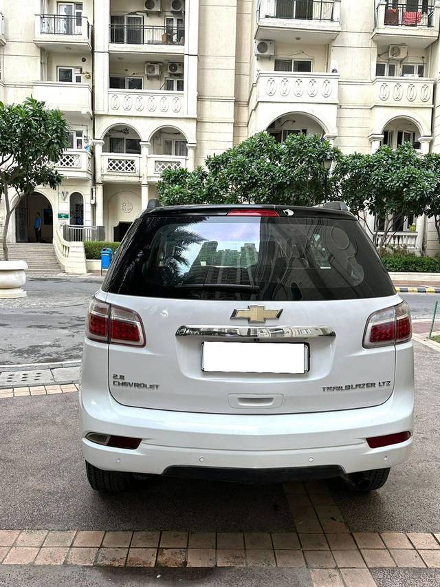 https://images10.gaadi.com/usedcar_image/4589166/original/processed_b33502b49835096d4d6ede7c63c21255.jpg?imwidth=6402
