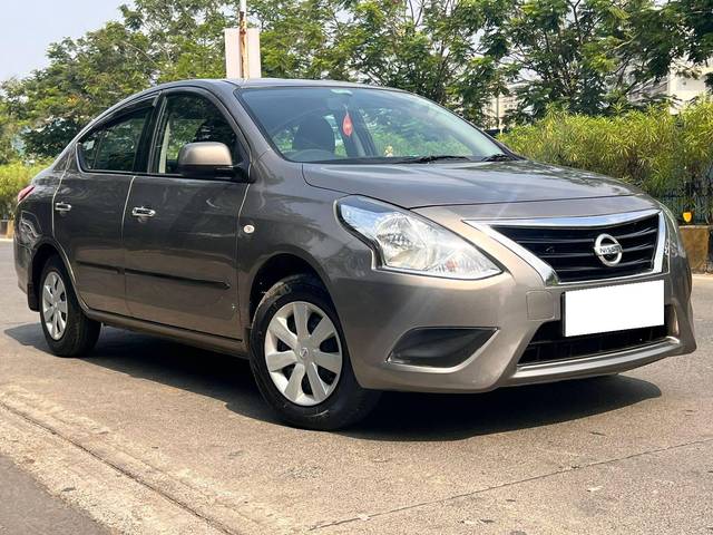 https://images10.gaadi.com/usedcar_image/4589175/original/processed_1f7dd7c75a5b037026b0f4521248636b.jpeg?imwidth=6400